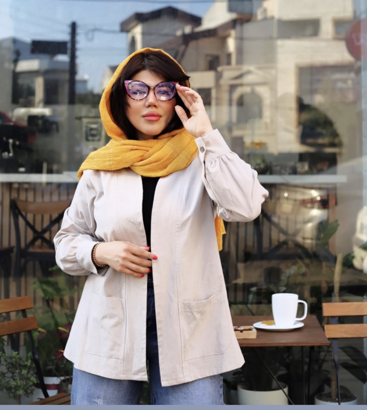 مانتو ایندیانا جونز